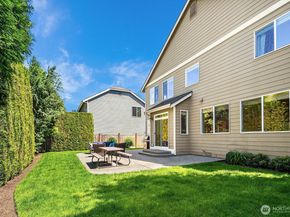 27528 SE 28th Court, Sammamish WA 98075