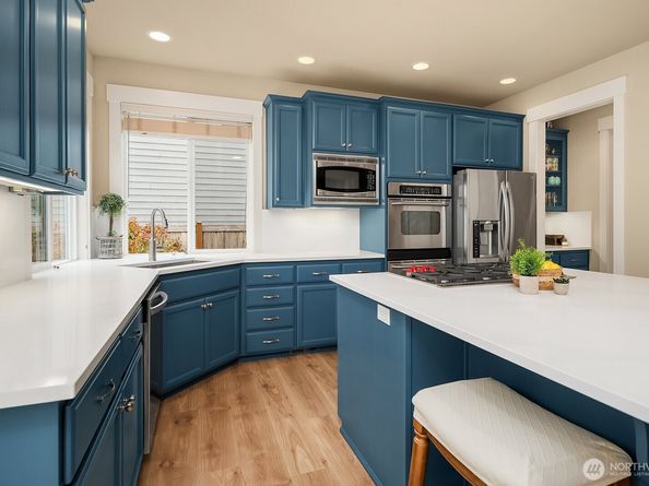 27528 SE 28th Court, Sammamish WA 98075