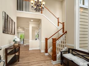 27528 SE 28th Court, Sammamish WA 98075