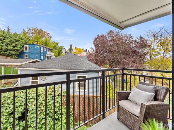 2626 E Madison Street 11, Seattle WA 98112