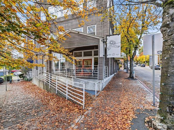 2626 E Madison Street 11, Seattle WA 98112