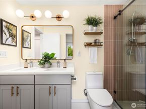 4031 30th Avenue S B, Seattle WA 98108