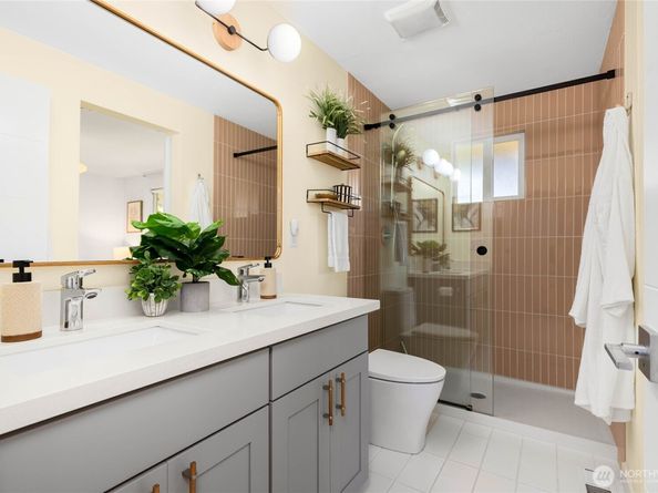 4031 30th Avenue S B, Seattle WA 98108