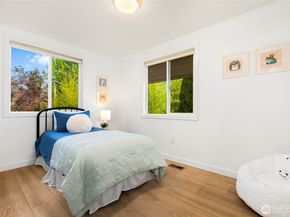 4031 30th Avenue S B, Seattle WA 98108