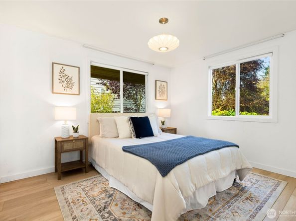 4031 30th Avenue S B, Seattle WA 98108