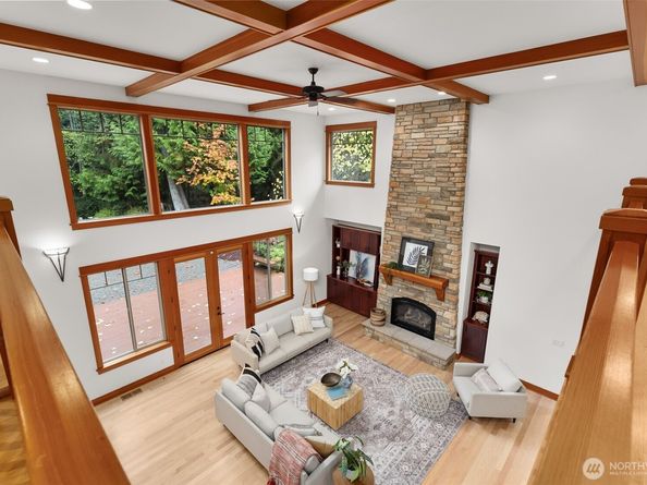 6465 Haley Loop NE, Bainbridge Island WA 98110