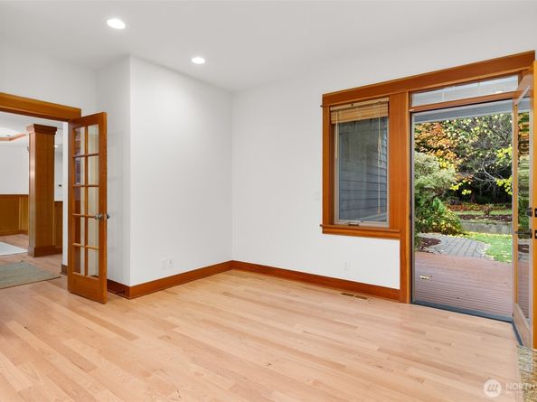 6465 Haley Loop NE, Bainbridge Island WA 98110