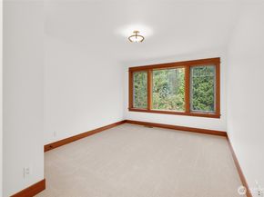 6465 Haley Loop NE, Bainbridge Island WA 98110