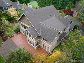 6465 Haley Loop NE, Bainbridge Island WA 98110
