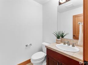 6465 Haley Loop NE, Bainbridge Island WA 98110