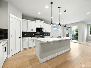 19228 Meridian Drive SE CW 10, Bothell WA 98012