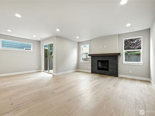 19228 Meridian Drive SE CW 10, Bothell WA 98012