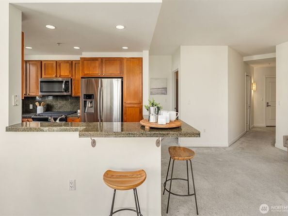 2607 Western Avenue 511, Seattle WA 98121