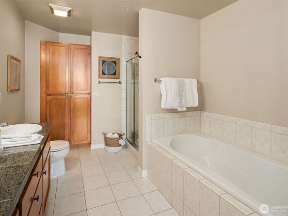 2607 Western Avenue 511, Seattle WA 98121