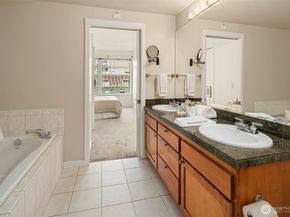 2607 Western Avenue 511, Seattle WA 98121