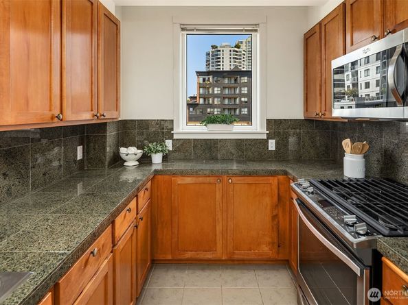 2607 Western Avenue 511, Seattle WA 98121