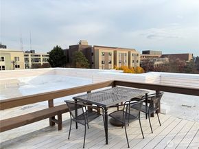 717 E Denny Way 1A, Seattle WA 98122