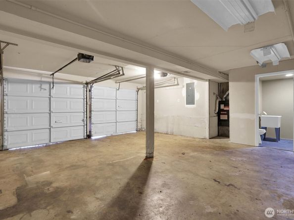 18518 131st Avenue SE, Renton WA 98058