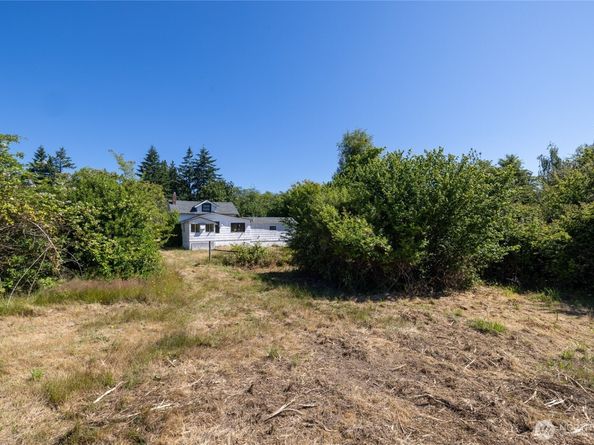 22841 Dockton Road SW, Vashon WA 98070