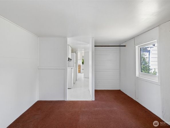 22841 Dockton Road SW, Vashon WA 98070