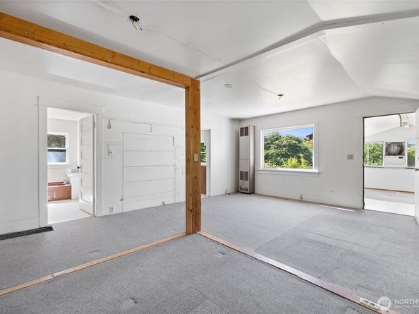 22841 Dockton Road SW, Vashon WA 98070