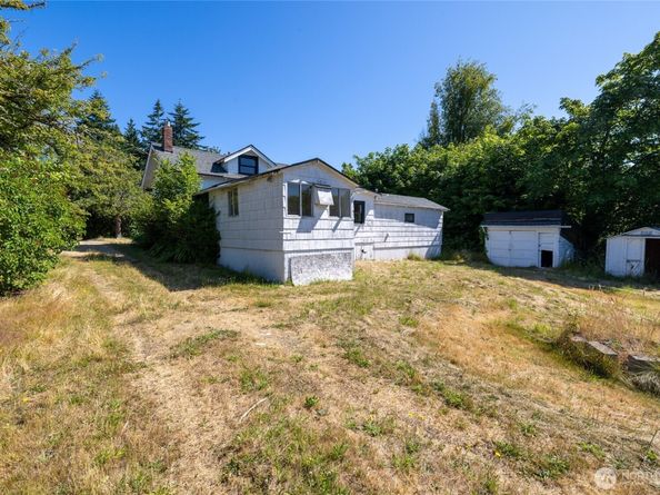 22841 Dockton Road SW, Vashon WA 98070