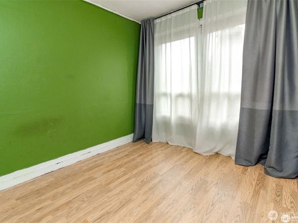 1551 N Callow Avenue, Bremerton WA 98312