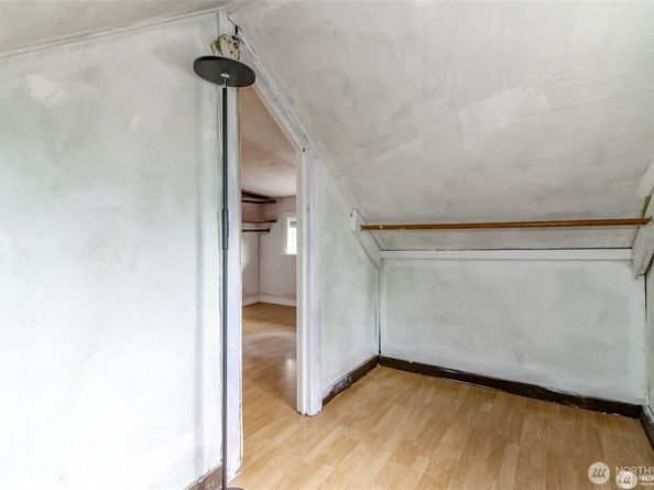 1551 N Callow Avenue, Bremerton WA 98312