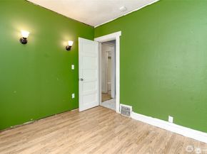 1551 N Callow Avenue, Bremerton WA 98312