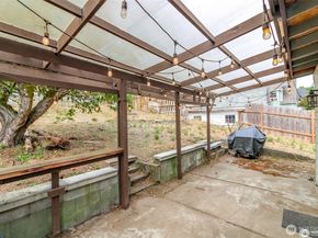 1551 N Callow Avenue, Bremerton WA 98312