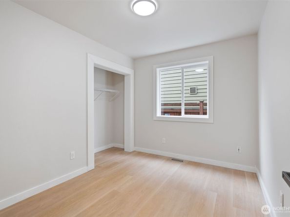 2417 143rd Place SW, Lynnwood WA 98087