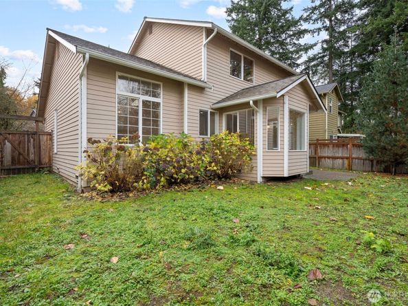 2417 143rd Place SW, Lynnwood WA 98087