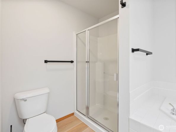 2417 143rd Place SW, Lynnwood WA 98087