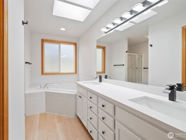 2417 143rd Place SW, Lynnwood WA 98087