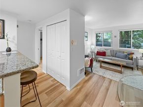 300 10th Avenue B105, Seattle WA 98122