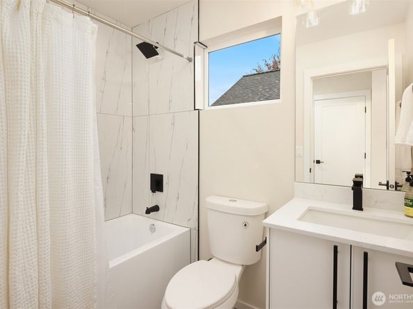 2842 NW 62nd Street, Seattle WA 98107