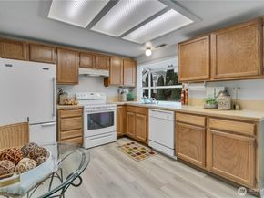 20416 104th Avenue SE, Kent WA 98031