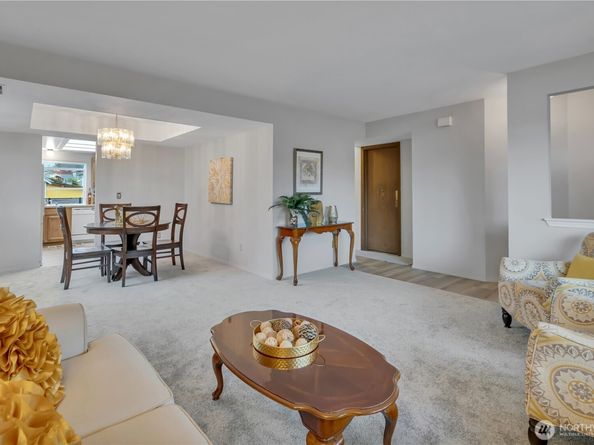 20416 104th Avenue SE, Kent WA 98031