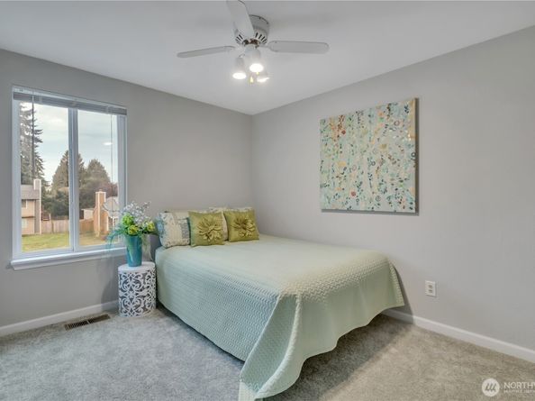 20416 104th Avenue SE, Kent WA 98031