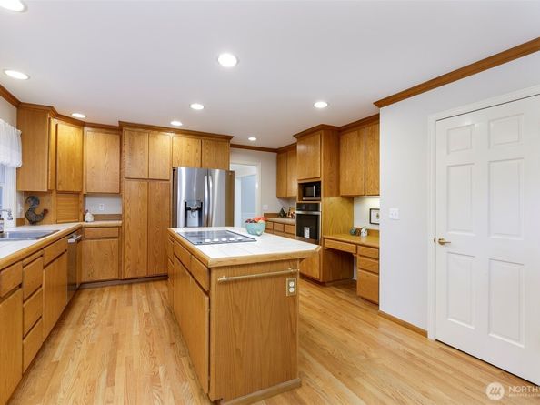 15025 NE 167th Street, Woodinville WA 98072