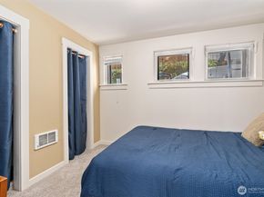 561 Lee Street, Seattle WA 98109