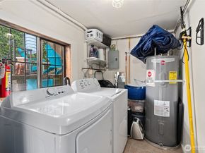 561 Lee Street, Seattle WA 98109