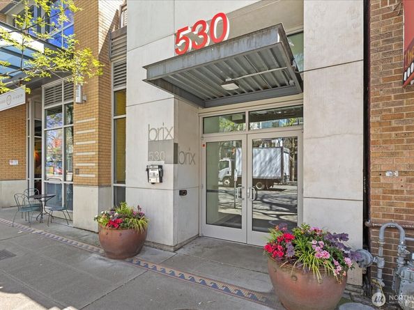 530 Broadway E 406, Seattle WA 98102