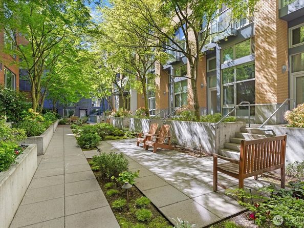 530 Broadway E 406, Seattle WA 98102