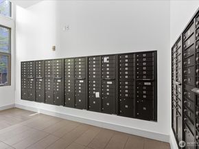 530 Broadway E 406, Seattle WA 98102