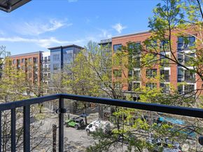 530 Broadway E 406, Seattle WA 98102