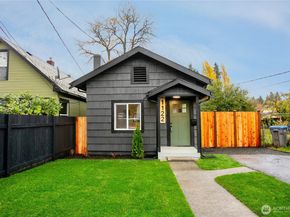 1122 Hewitt Avenue, Bremerton WA 98337