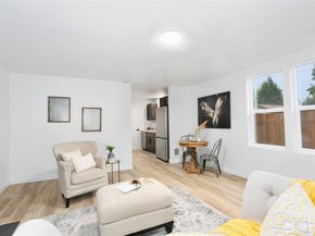 1122 Hewitt Avenue, Bremerton WA 98337