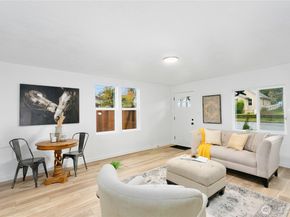 1122 Hewitt Avenue, Bremerton WA 98337