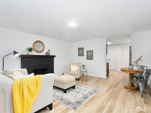 1122 Hewitt Avenue, Bremerton WA 98337